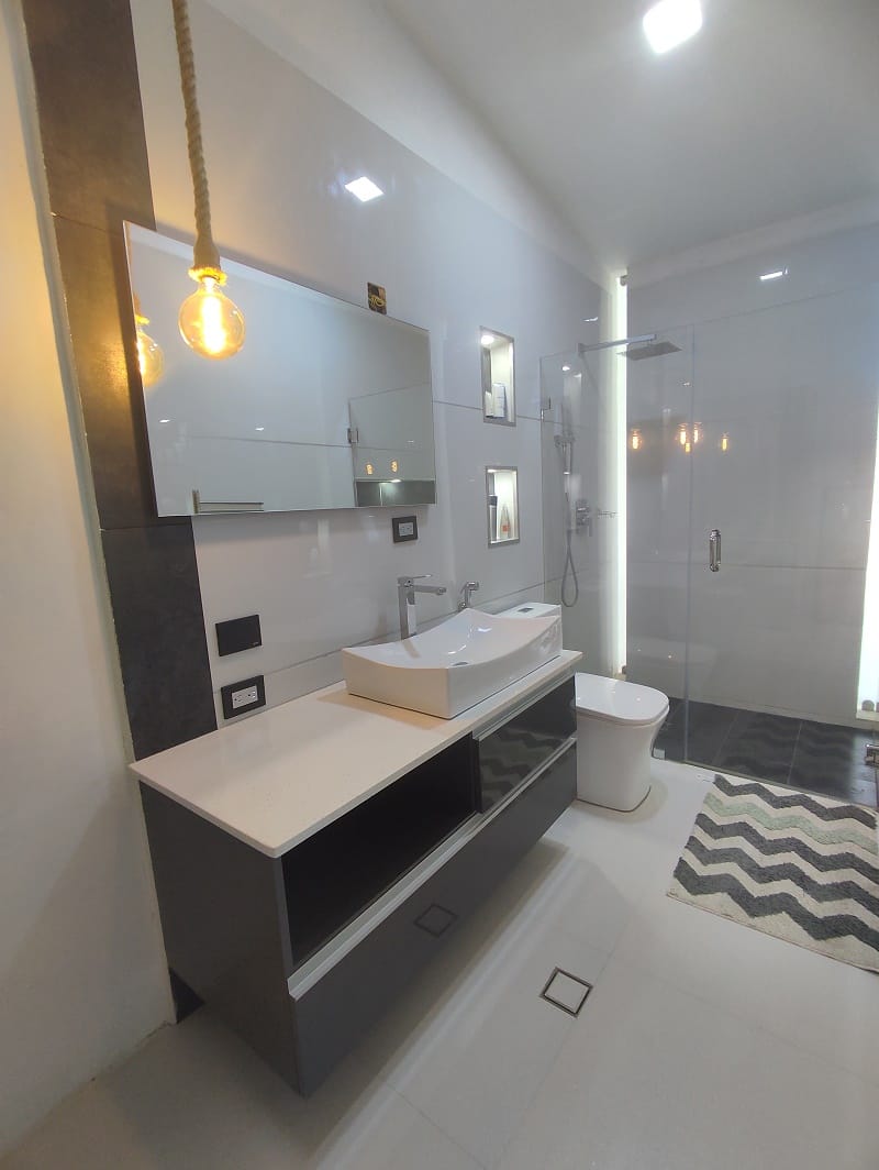 Two-Level House for Sale, Urb. La Trigaleña